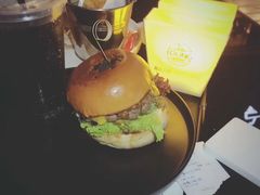-龙治汉堡(中华城店)