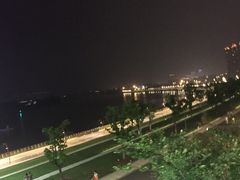 -南京眼步行桥