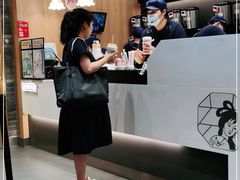 -茶颜悦色(金茂览秀城LG层外街店)