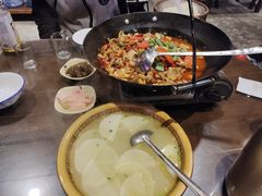 -富正毅三下锅·湘西韵味(天门山索道店)