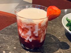 草莓酱珍珠奶茶-港丽餐厅(高德置地店)