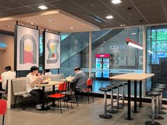 -麦当劳(轻轨曹杨路店)