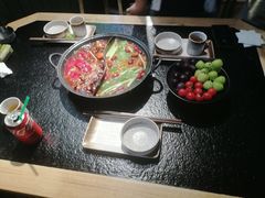 -鹿鸣山草本茶香火锅(园西路店)