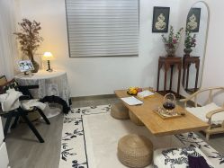 -闺蜜瑜伽·普拉提女性塑形馆