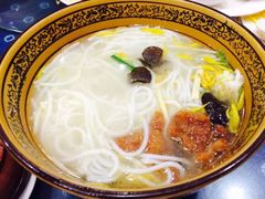 -桥香园云南过桥米线(金马碧鸡店)