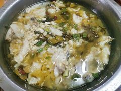 -金良酸菜鱼(宁海路总店)