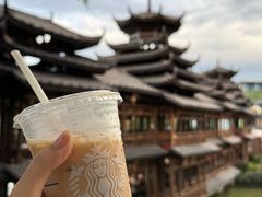 -星巴克(南宁民歌湖店)