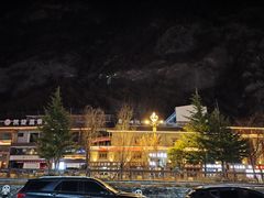 -乡土特色.冷锅鱼.牦牛肉汤锅