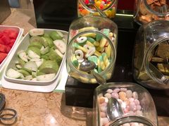 -大中华希尔顿酒店-念自助餐·嗨啤·小龙虾