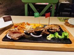 -豪客来牛排(重庆三峡广场步行街1704店)