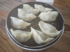 -罗卜李包子羊肉汤