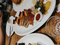 -1886德国汽车餐厅(外滩十六铺码头店)