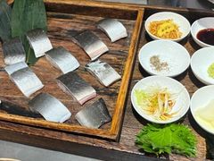 -围炉肉舍•炭烤活鳗•丹东海鲜烤肉(步行街店)