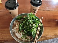 -莉安酸牛肉早点