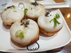 招牌手剥鲜虾生煎-鼎盛轩上海灌汤包·生煎(万达广场店)