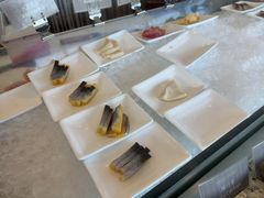 -怡豪大饭店·49楼旋转自助餐厅