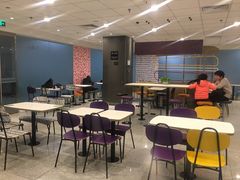 大堂-麦当劳(火车北站餐厅)