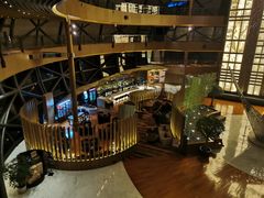 -上海滴水湖皇冠假日酒店