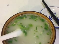 -烤鸭肉夹馍鸭汤店