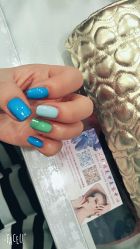 -小红楼美甲美容中心