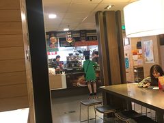 大堂-麦当劳(酒仙桥路店)