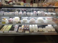 -红宝石·鲜奶小方·海派西点房(金杨店)