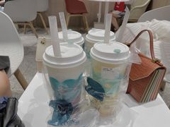 -奈雪的茶(湖滨银泰in77C区PRO店)