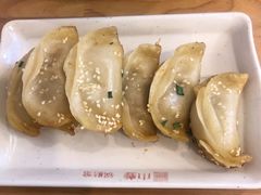 -小姜锅贴(凤凰街店)