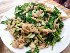芫爆鸡丝-老七饭馆(光荣道总店)