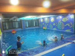 -贝贝鲸亲子游泳俱乐部(富城商楼店)