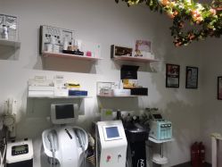 -E.beauty驻颜·痘敏肌调理中心