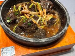 -湖庭壹品鸭王·传统北京烤鸭·别墅私房菜·庭院宵夜(江宁店)