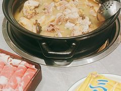 -品也·鲍鱼鸡火锅(皇庭广场店)