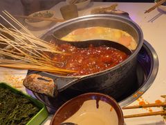 -钢管厂五区小郡肝串串香(蜀都万达店)