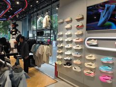 -李宁(大宁国际旗舰店)