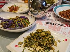 香椿苗鸡蛋-老酒川菜坊(中山西路店)