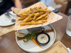 -Mark&Mars Restaurant