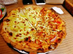 招牌狂野双拼榴莲披萨-盘炉forenza·云贵川融合小食堂 ( 钟楼中柳巷店)