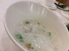 -广东大厦酒店(广州北京路步行街纪念堂地铁站店)