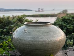 -亮河湾山庄