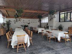 大堂-云里小坐·小院里·团建·宴请·下午茶(三圣乡店)