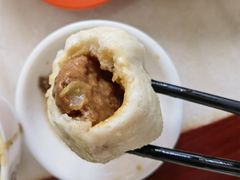 牛肉大葱包子-天兴居(鲜鱼口街店)