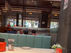 -阿瓦山寨·湘菜现炒·剁椒鱼头王(咸阳总店)