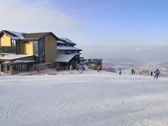 -中旅松花湖滑雪场