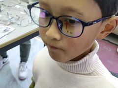 -美空眼镜·星趣控·新乐学·控优点合作店(周浦万达店)