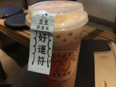 -喜茶(东莞汇一城店)