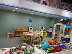 -趣想家亲子乐园(路劲世界广场店)