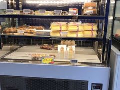 面包甜点陈列柜-幸福西饼面包茶饮(车公庙店)