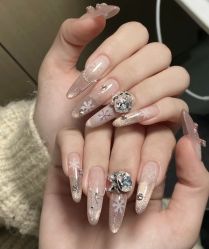 -IDO美甲美睫