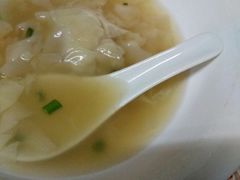 -张阿三馄饨店